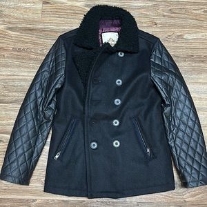 Men’s Catamaran black vintage peacoat jacket. Size Small, excellent condition.